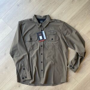 Darkseas / Grundens Erickson Woven in Army Green. Size Large. Brand New Tags.